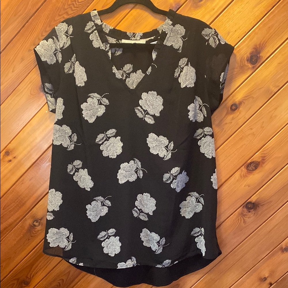 Daniel Rainn Black Graphic Blouse Relaxed Fit